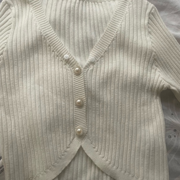 White Ribbed Button-Up Cardigan/Sweater - Picture 2 of 4